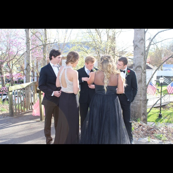 black prom dress - Picture 3 of 3